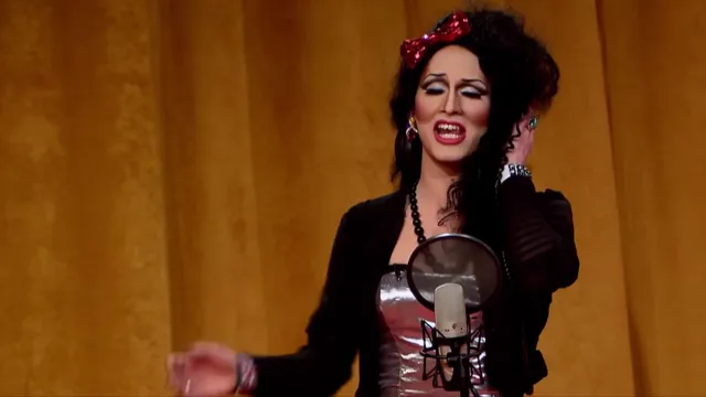 Drag Race - Season 5 - Episode 6 - Can I get an Amen full at 01:44 — JINKX MONSOON