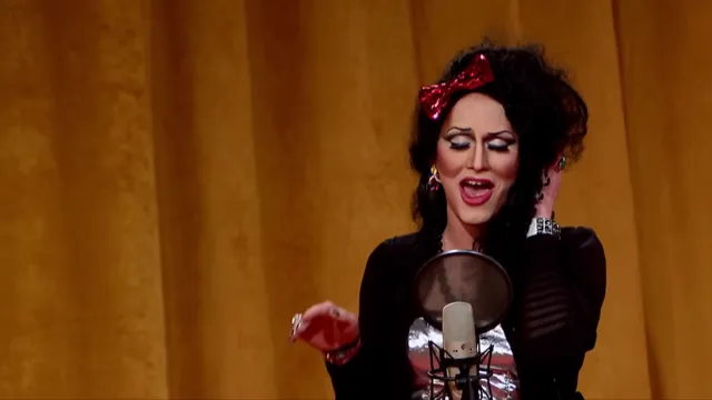 Drag Race - Season 5 - Episode 6 - Can I get an Amen full at 02:01 — JINKX MONSOON