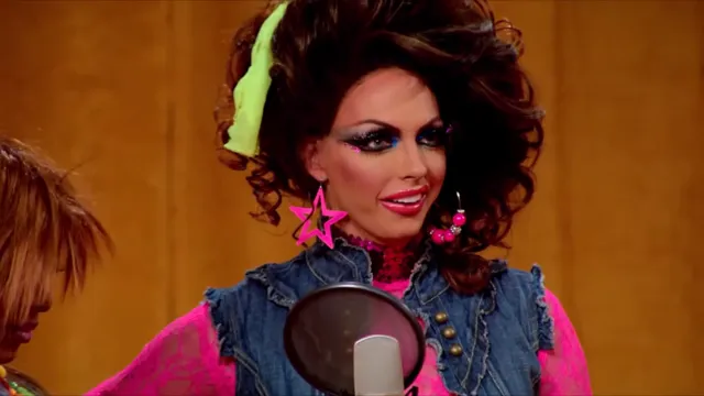 Drag Race - Season 5 - Episode 6 - Can I get an Amen full at 02:59 — DETOX